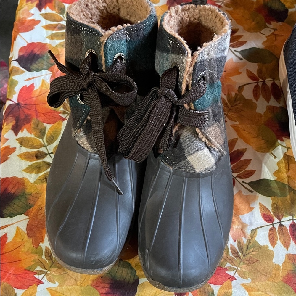 Sperry Plaid Winter Boots - Black and Brown